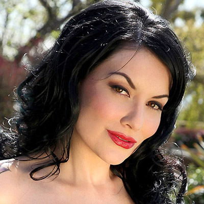 Dahlia Dark